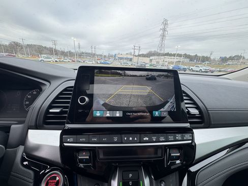 New 2026 Honda Odyssey Touring image 20