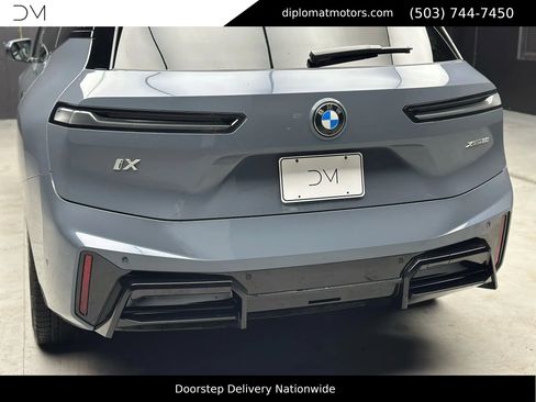 Used 2026 BMW iX xDrive60 w/ M Sport Package AWD/4WD image 15