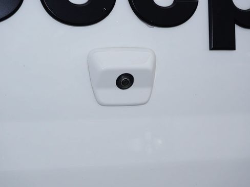 Used 2023 Jeep Gladiator Overland AWD/4WD image 29