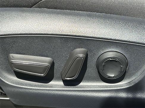 Used 2024 Toyota Tacoma TRD Sport image 21