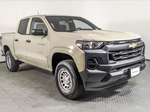 Used 2023 Chevrolet Colorado W/T RWD image 11