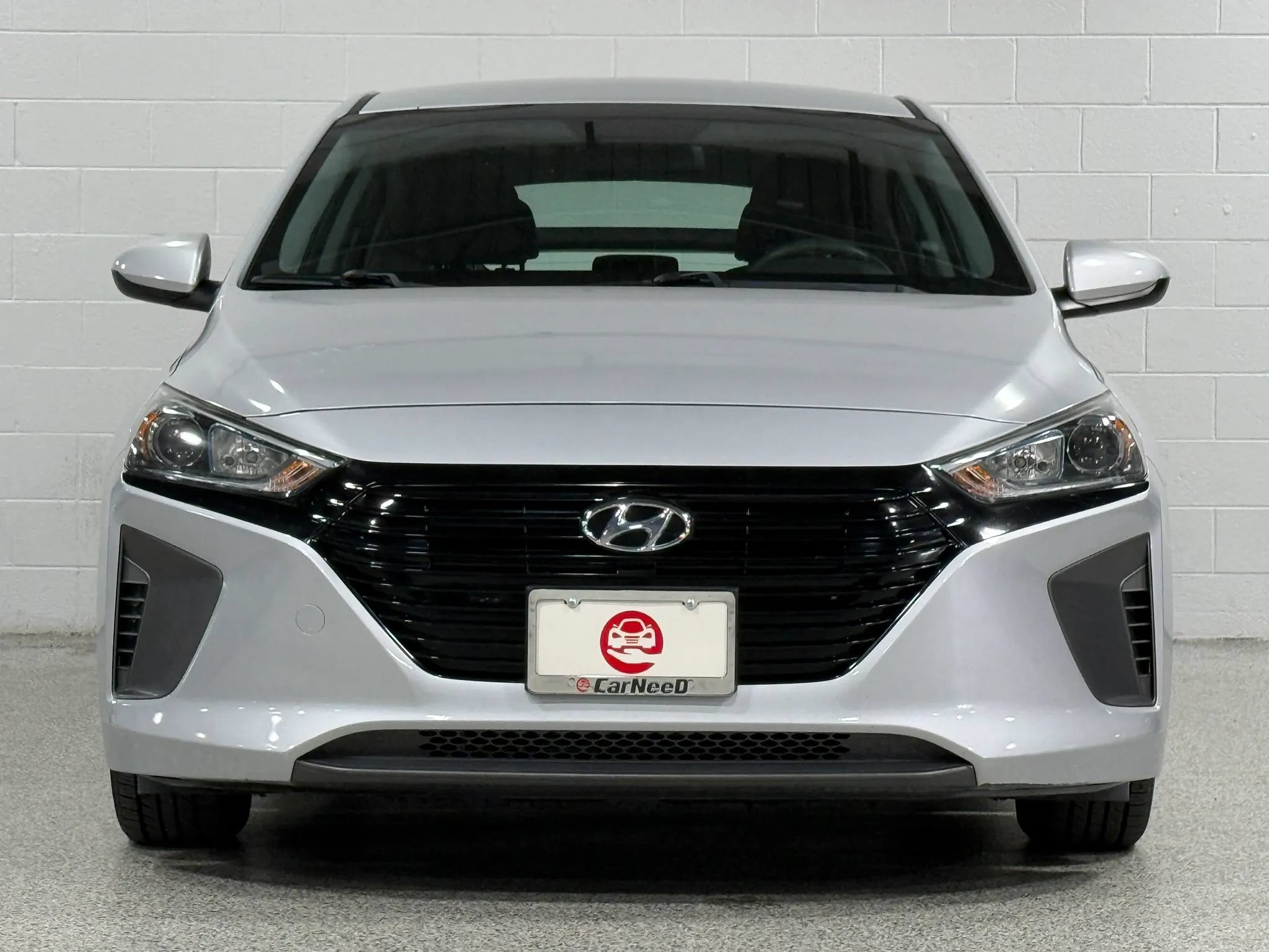 Used 2018 Hyundai Ioniq Blue FWD image 3