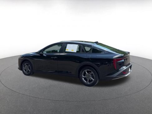 Used 2025 Kia K4 FWD image 10