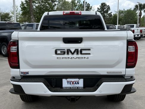 New 2026 GMC Canyon Elevation w/ Convenience Package image 6