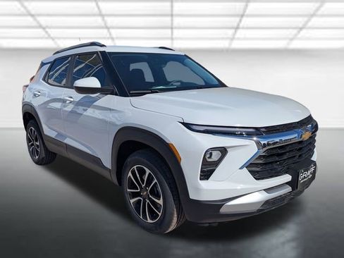 New 2026 Chevrolet TrailBlazer LT image 1