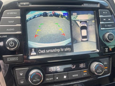 Used 2018 Nissan Maxima Platinum FWD image 8