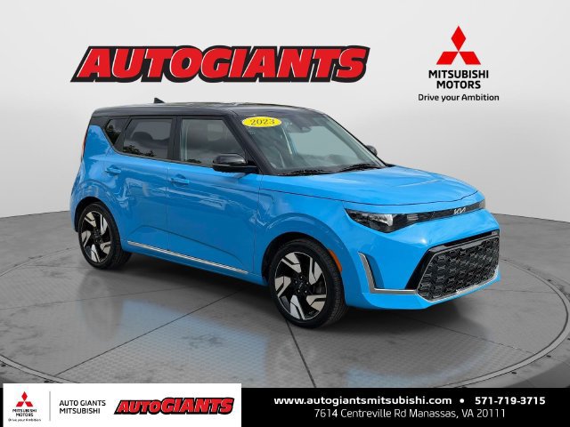 Used 2023 Kia Soul GT-Line FWD image 1