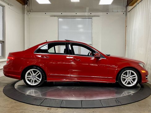 Used 2013 Mercedes-Benz C 250 Sedan image 10