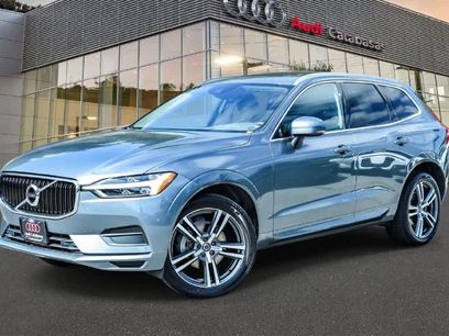 Used 2020 Volvo XC60 T5 Momentum w/ Protection Package Premier