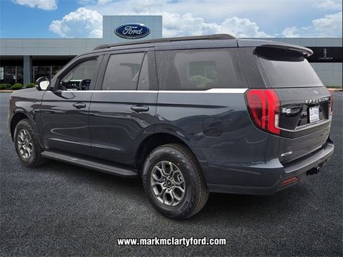 New 2026 Ford Expedition Active image 3