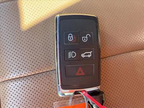 Used 2023 Land Rover Range Rover Sport SE Dynamic AWD/4WD image 15