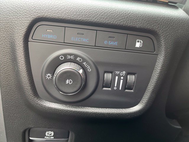 New 2024 Jeep Grand Cherokee Limited 4xe AWD/4WD image 13
