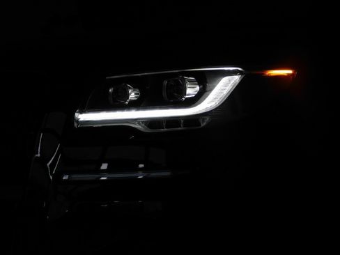 Used 2024 Lincoln Navigator L Reserve w/ Equipment Group 201A image 16