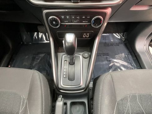 Used 2019 Ford EcoSport SE w/ SE Convenience Package AWD/4WD image 31