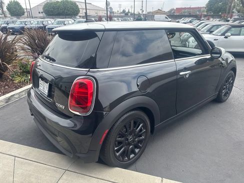 Used 2023 MINI Cooper 2-Door Hardtop FWD image 5