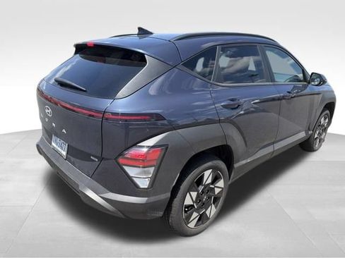 Used 2024 Hyundai Kona SEL AWD/4WD image 11