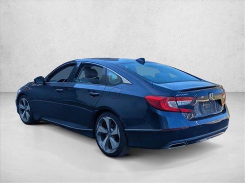 Used 2018 Honda Accord Touring image 5