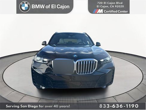 New 2026 BMW X5 xDrive50e w/ M Sport Package image 3