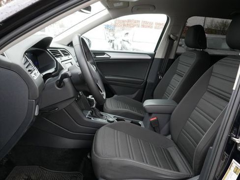 Used 2024 Volkswagen Tiguan S image 13