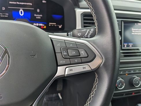 Certified 2022 Volkswagen Atlas SE image 35