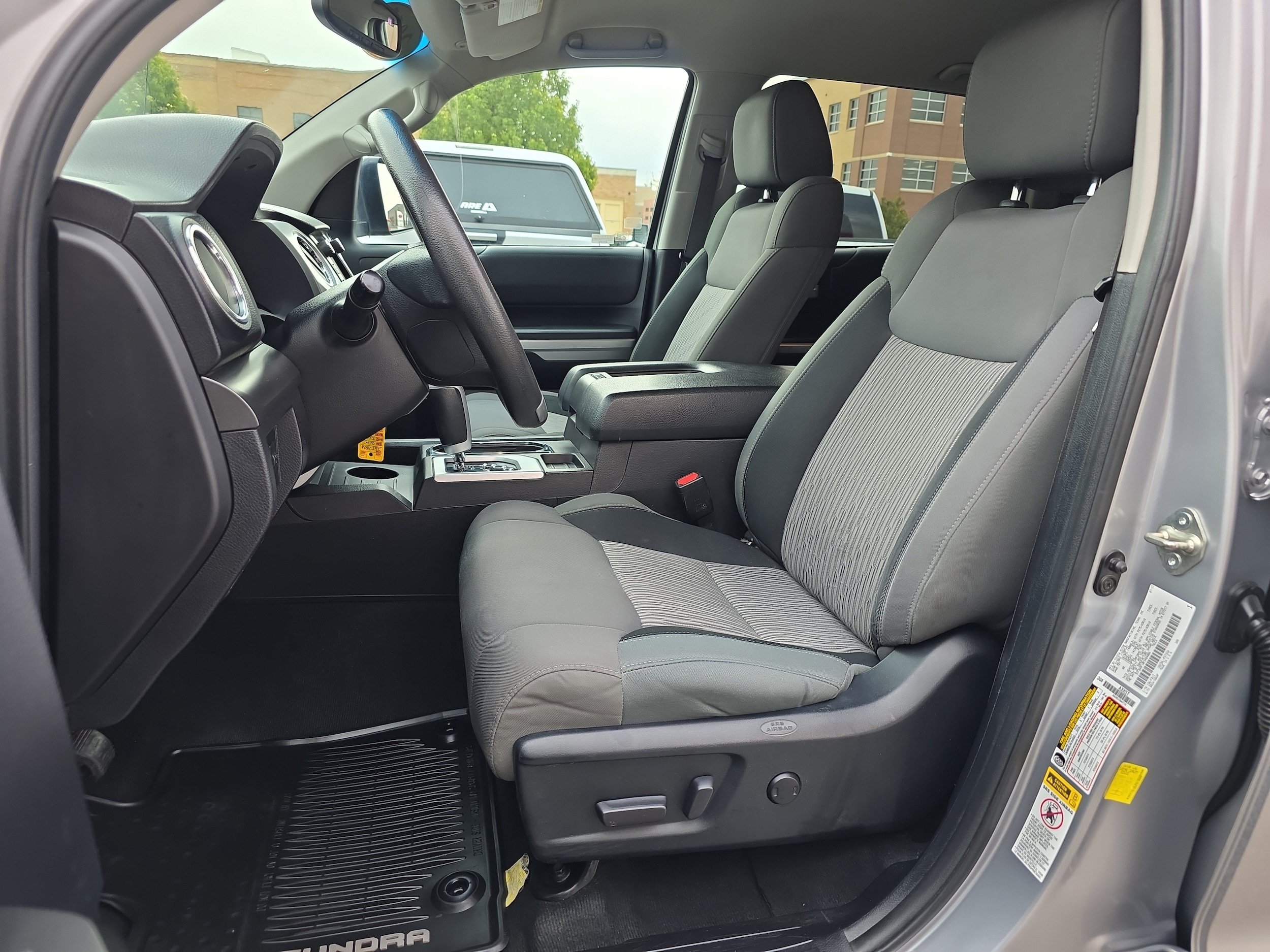 Used 2015 Toyota Tundra SR5 w/ TRD Off Road Package AWD/4WD image 11