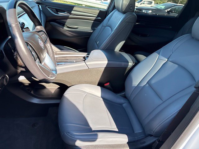 Used 2024 Buick Enclave Essence w/ Experience Buick Package AWD/4WD image 9