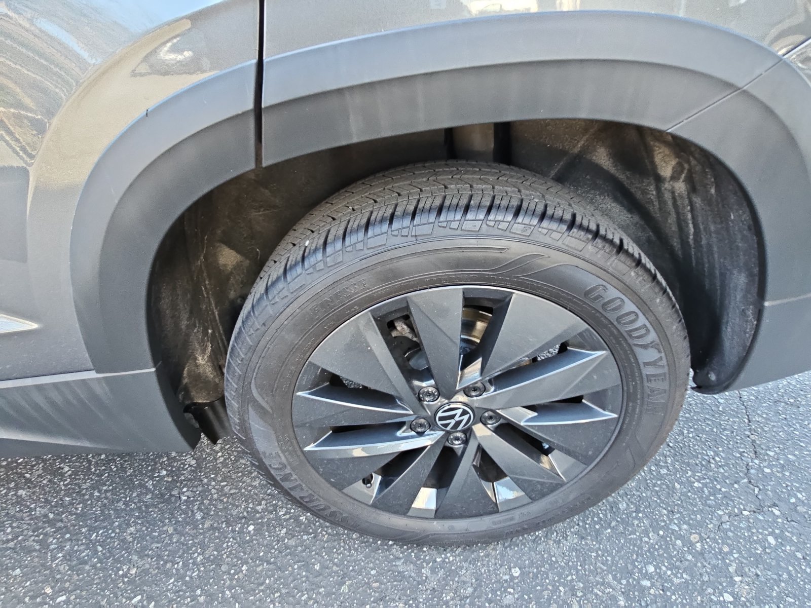Used 2023 Volkswagen Taos S FWD image 32