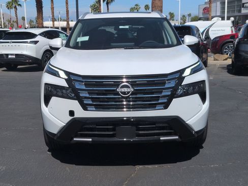 New 2026 Nissan Rogue SV image 7