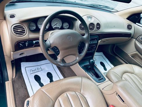 Used 1999 Chrysler 300M FWD image 16