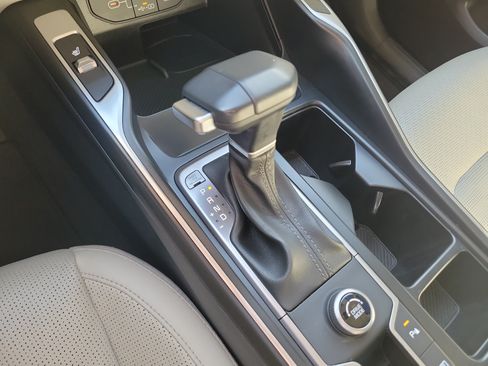 Certified 2025 Kia Sorento S w/ Panoramic Sunroof Package FWD image 37