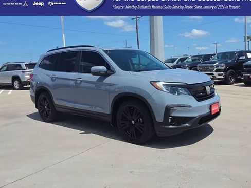 Used 2022 Honda Pilot Special Edition image 2