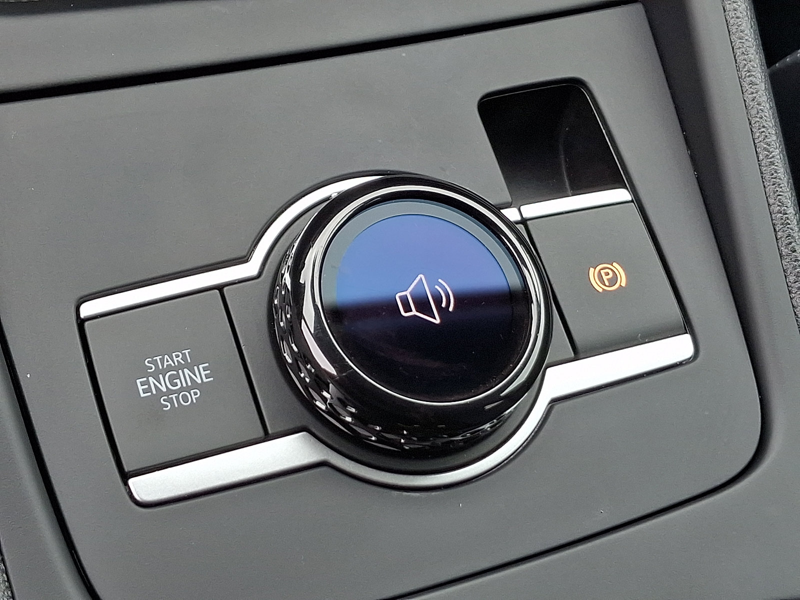 Certified 2026 Volkswagen Tiguan SE AWD/4WD image 22