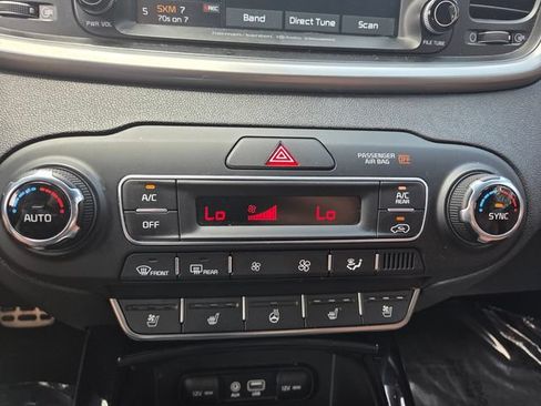 Used 2019 Kia Sorento SX AWD/4WD image 29
