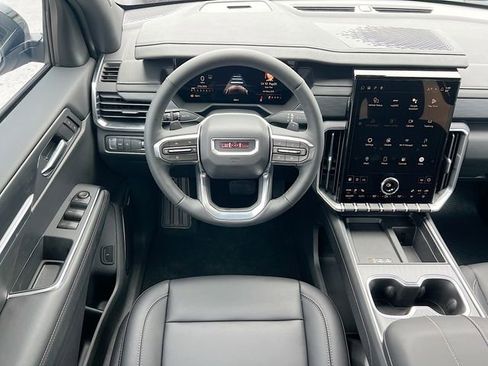 New 2026 GMC Acadia Elevation w/ Elevation Premium Package FWD image 16