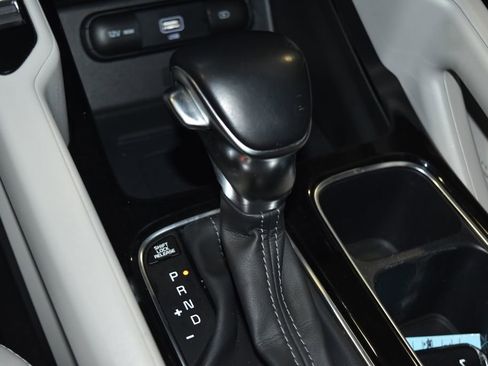 Used 2022 Kia Telluride S image 17