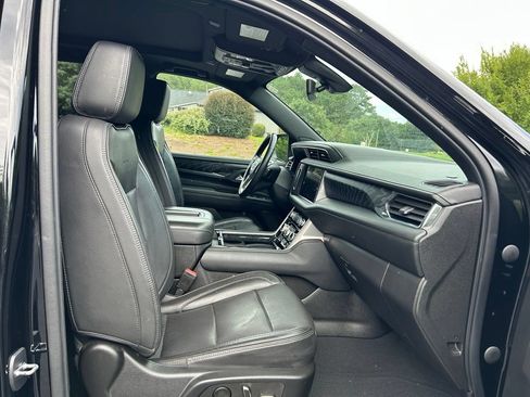 Used 2022 GMC Yukon Denali AWD/4WD image 57