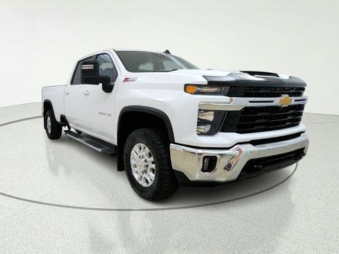 Used 2024 Chevrolet Silverado 3500 LT w/ True North Edition AWD/4WD image 1