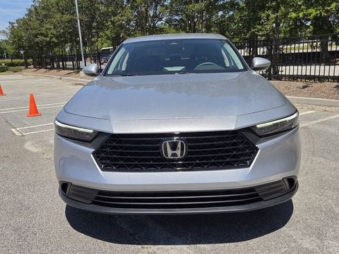 Used 2025 Honda Accord LX image 9