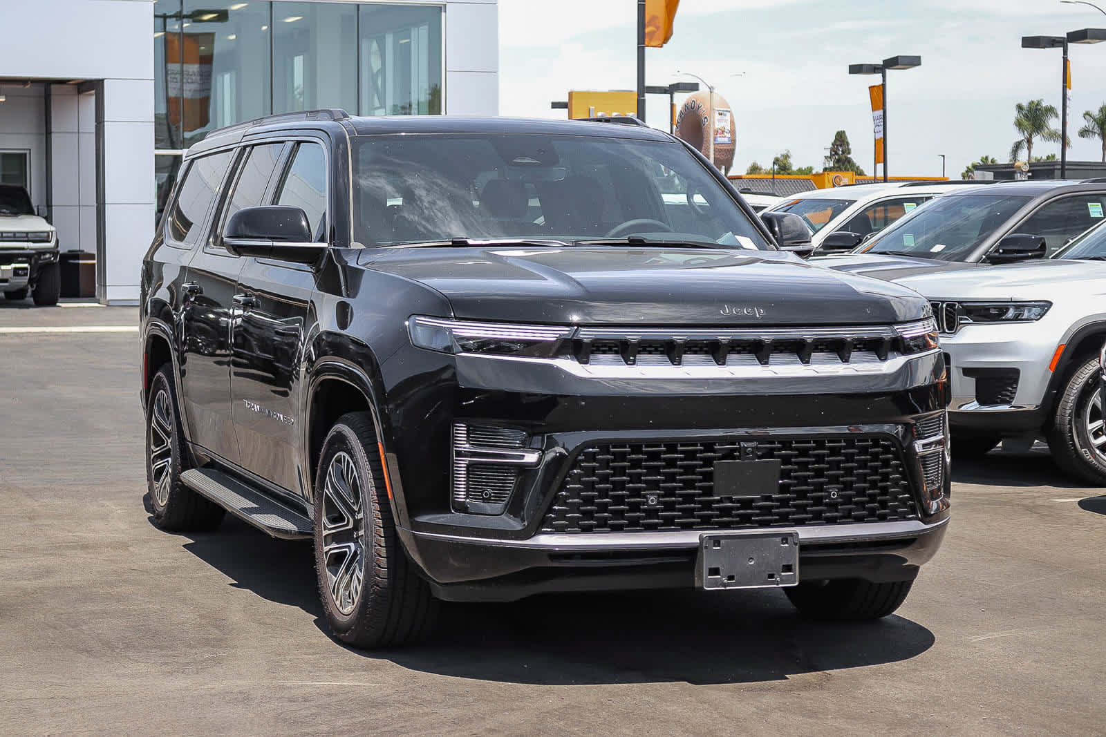 New 2026 Jeep Grand Wagoneer L 4WD w/ Premium Group I image 3