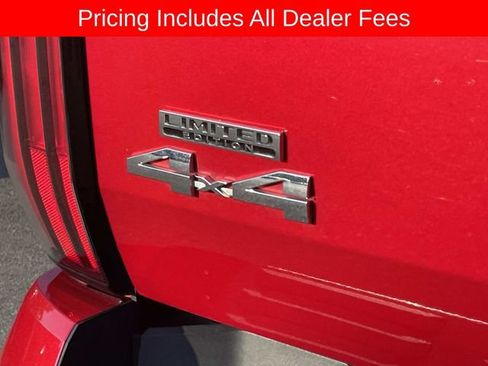 Used 2024 Toyota Tundra Limited AWD/4WD image 9