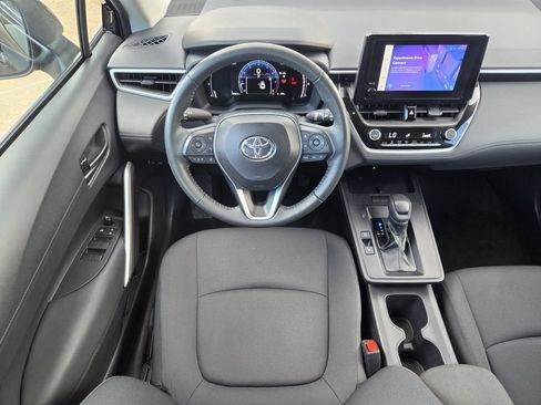 Used 2026 Toyota Corolla Cross LE FWD image 14