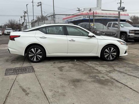 Used 2020 Nissan Altima 2.5 SV image 4