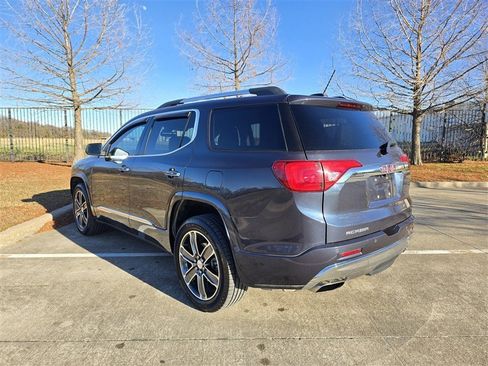 Used 2018 GMC Acadia Denali w/ Technology Package image 4