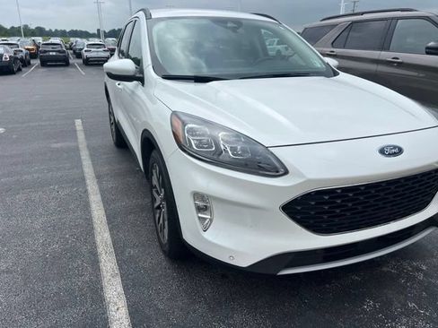Used 2020 Ford Escape Titanium AWD/4WD image 5
