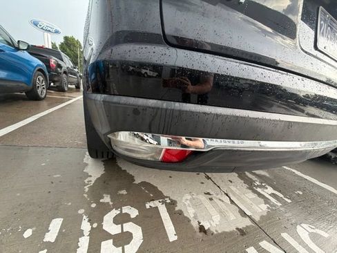 Used 2017 Honda Pilot Elite image 31