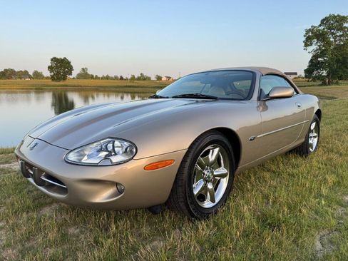 Used 1997 Jaguar XK8 Convertible RWD image 1