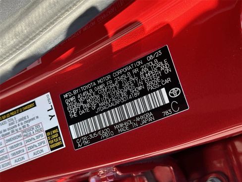Used 2023 Toyota Prius XLE FWD image 23
