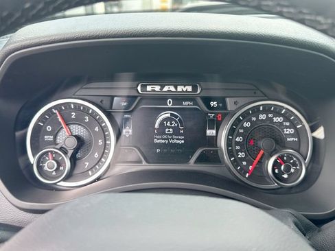 New 2026 RAM 2500 Big Horn AWD/4WD image 17