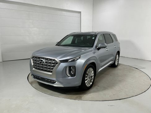 Used 2020 Hyundai Palisade Limited w/ Winter Weather Package AWD/4WD image 19