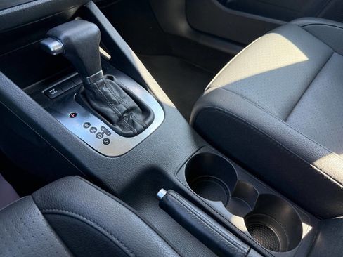 Used 2010 Volkswagen Jetta SE image 18